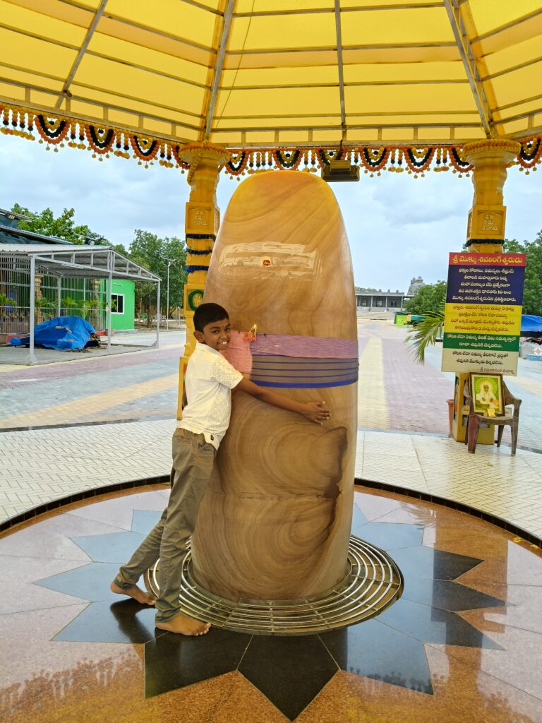 Ramaneswaram Golden Shivalingam Temple
